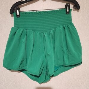Aerie Offline Real Me Smocked Athletic Shorts Green Womens Large